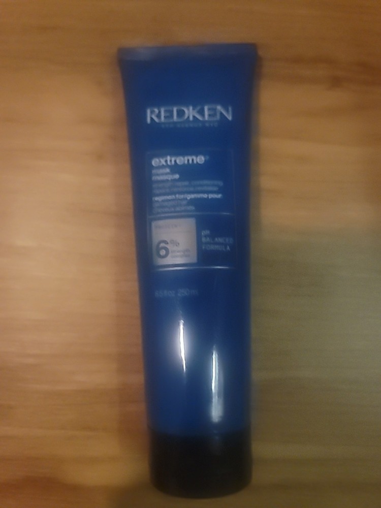 Redken Extreme Strengthening Hair Mask 8.5 oz Fresh Formula