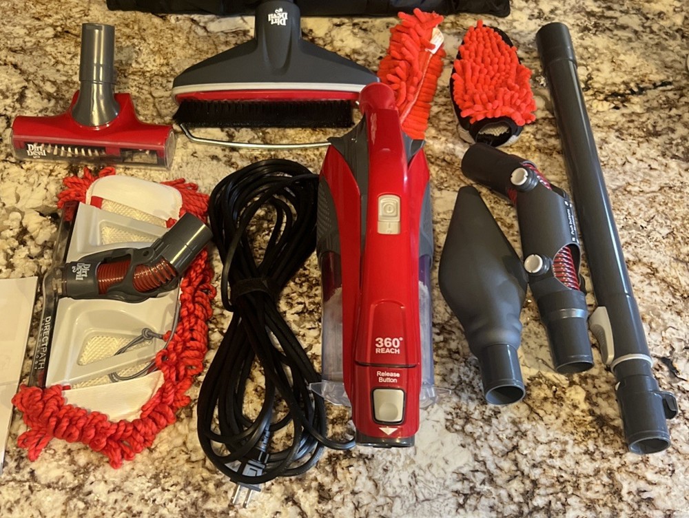 Dirt Devil 360 Degree Reach Cyclonic Vacuum w/Many Accessories & Bag - Works!!