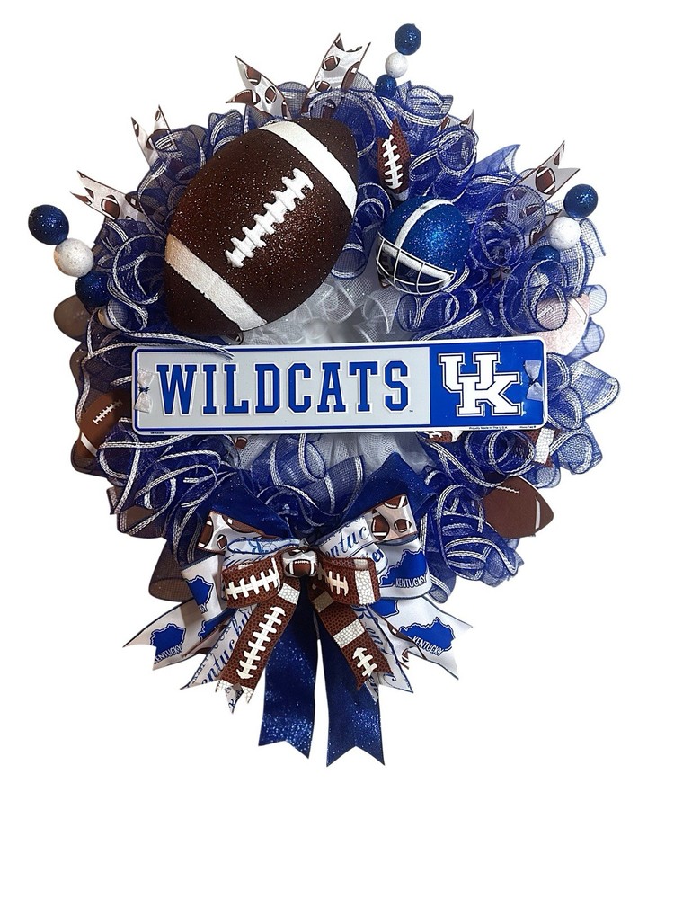Handmade 24 Inch University Of Kentucky Football Wreath For Front Door