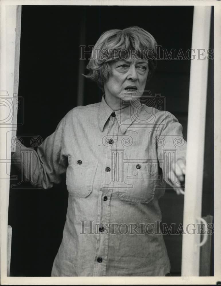 Press Photo Actress Bette Davis - syp25297