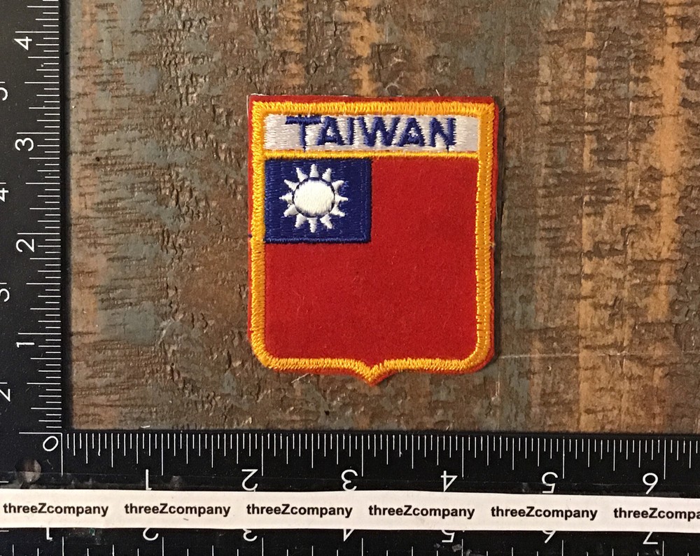 Vintage TAIWAN Flag Emblem Sew-On Patch Asian Country Felt