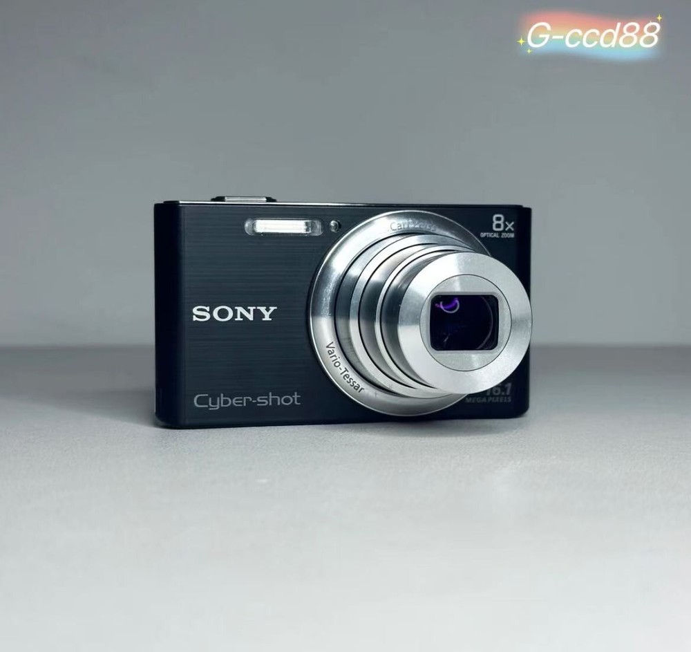Sony Cybershot DSC-W730 16.1MP 8x Zoom Digital Camera in Black