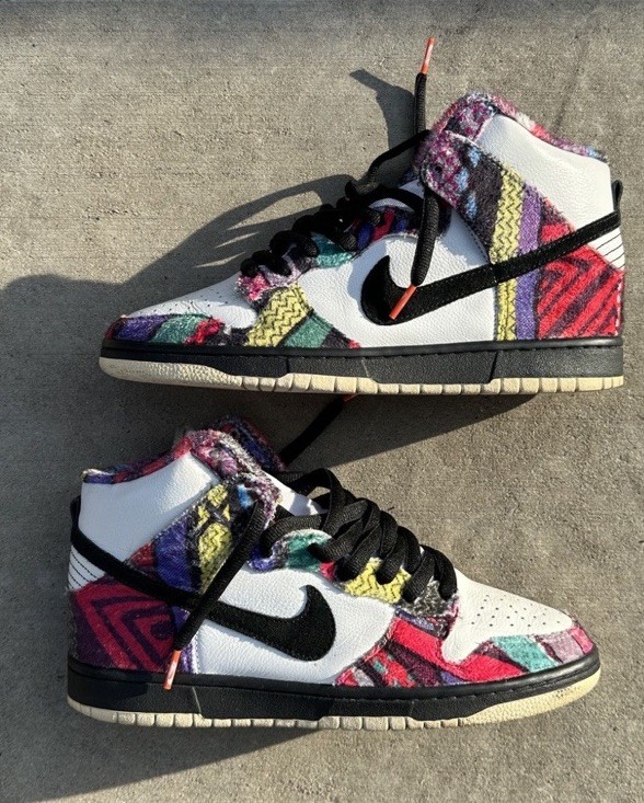 Nike Dunk SB High Huxtable / Coogi 313171-101 Multicolor Sneaker