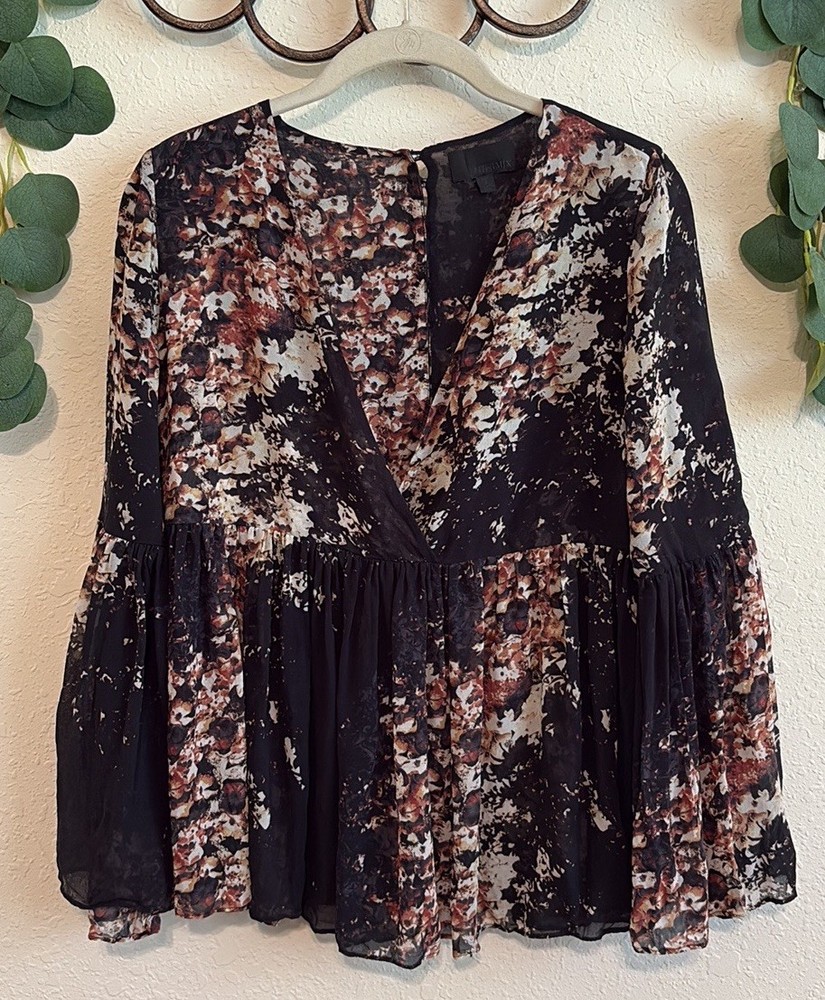 Boho Silk Blouse with Flowy Bell Sleeves and Elegant Fit