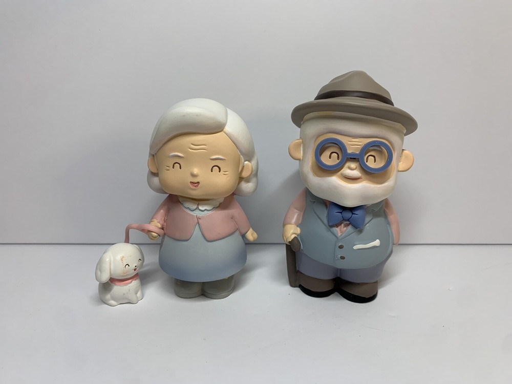 Sweet Home Kawaii Figurines Couple Miniatures Grandparents Gift NIB FAST US Ship