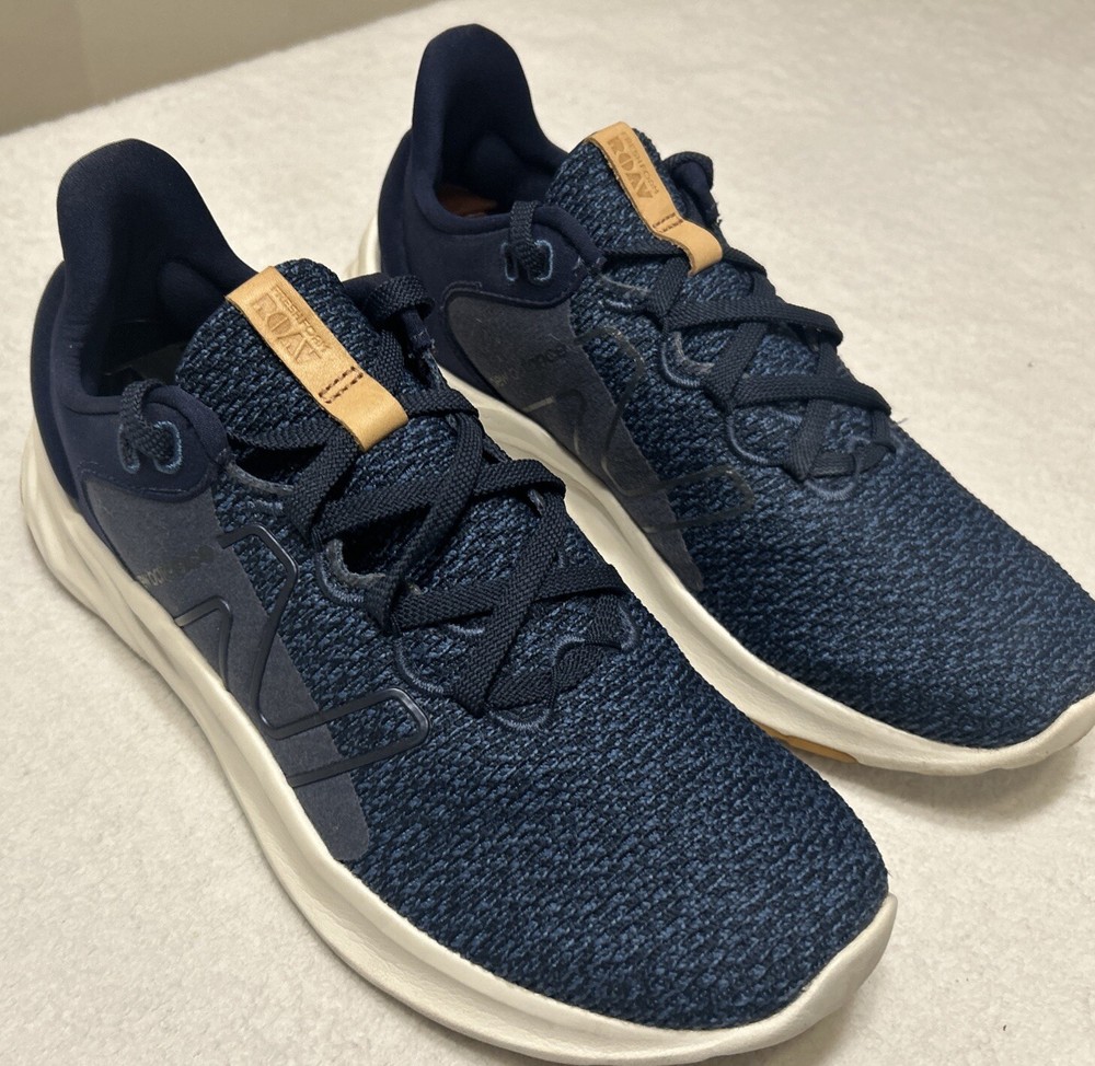 New Balance Mens Fresh Foam Roav v2 Blue Sneakers Shoes MROAVLN2 US Size 9.5 D