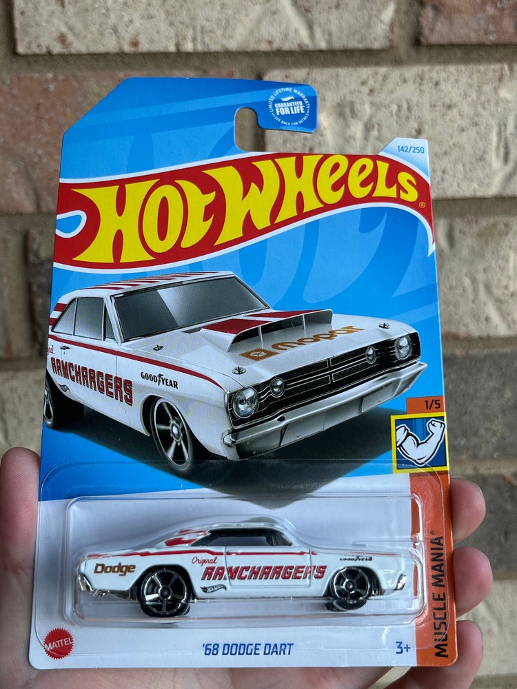 Hot Wheels 1968 Dodge Dart HW Muscle Mania 1/5 #142/250