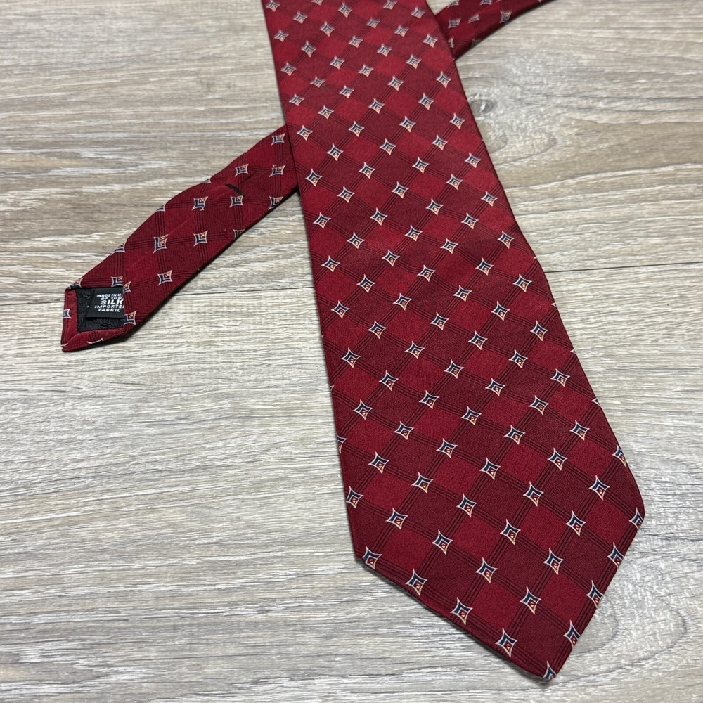 Bill Blass Black Label Handmade USA Silk Red Neck Tie Luxury Imported