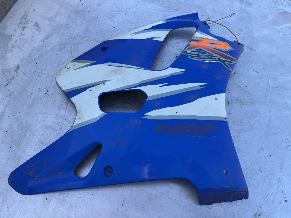 Suzuki GSXR1100 GSXR 1100 GSX-R Right Side Panel Cover Cowl 94471-17E0 Fairing