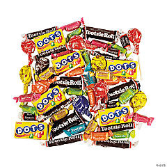 3 lb 4 oz Bulk 138-Piece Tootsie Roll Candy Assortment for Kids