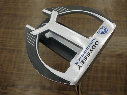 Odyssey Works Versa Marxman Fang 33-Inch Putter