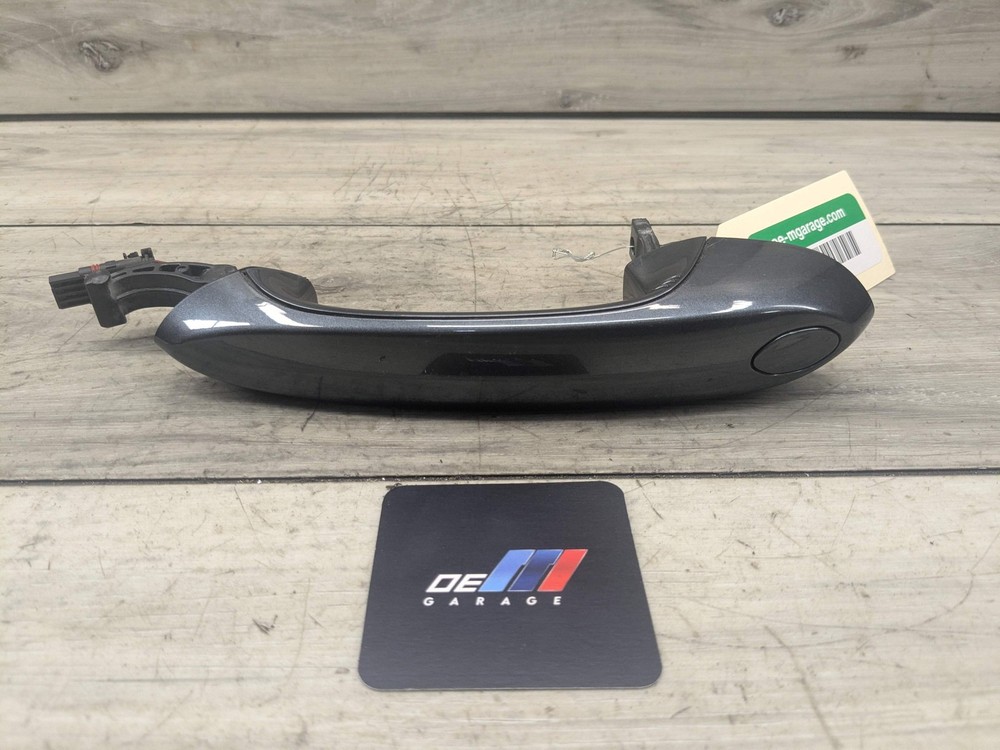 OEM BMW G20 G80 330 M340 M3 FRONT Left Driver Door Handle COMFORT ACCESS Gray
