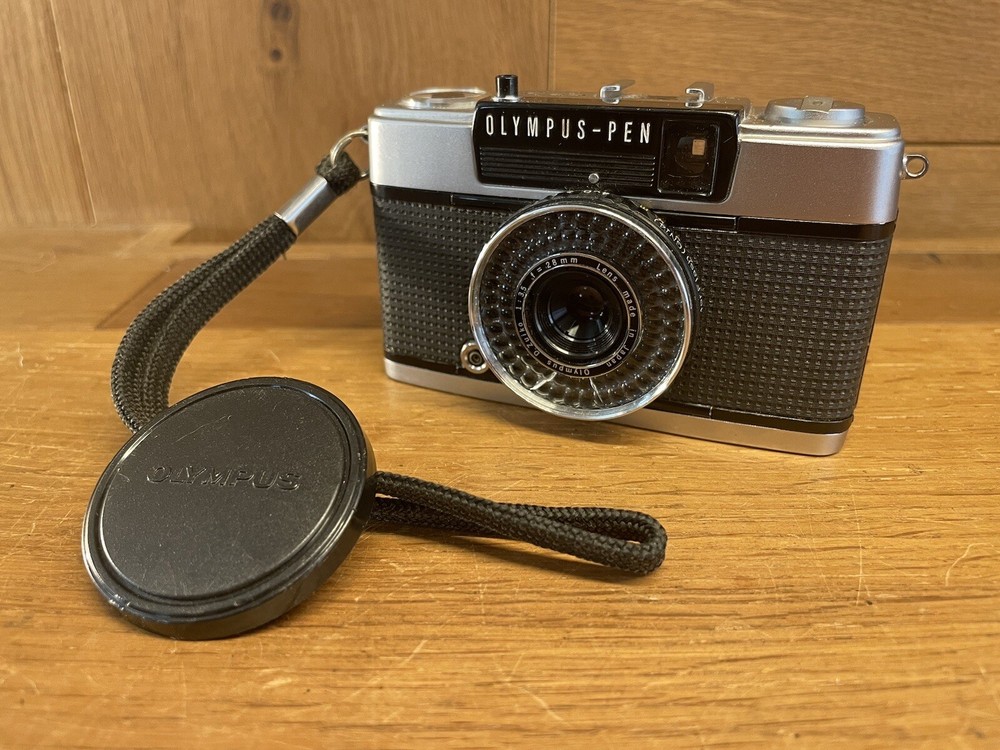 *New Light Seal : Near Mint ++* Olympus Pen EE-3 35mm Half Frame Film Camera /JP