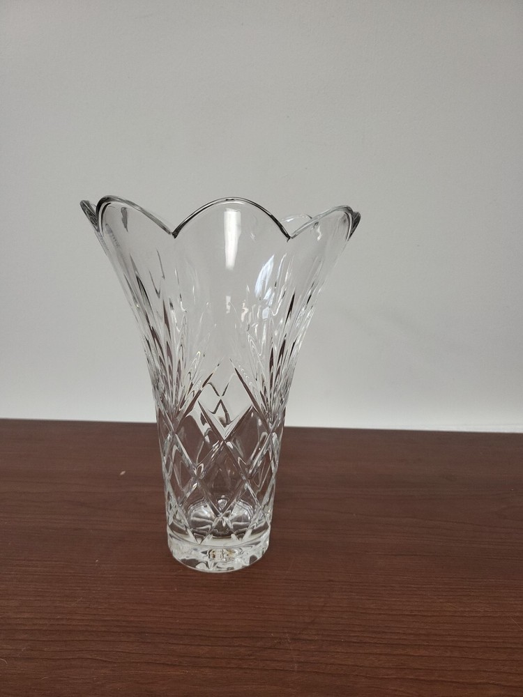 Vintage Crystal Vase Illusions by Samobor 24% Full Lead Handcut Handblown 9.5