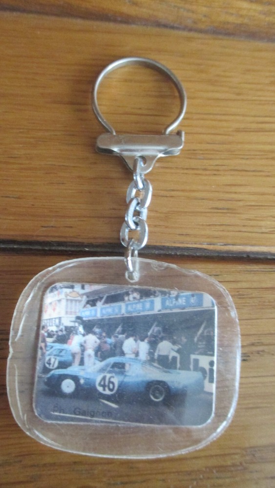 1967 Alpine A 210 Le Mans keychain No. 46 9th in the 24 Hours Le Mans standings