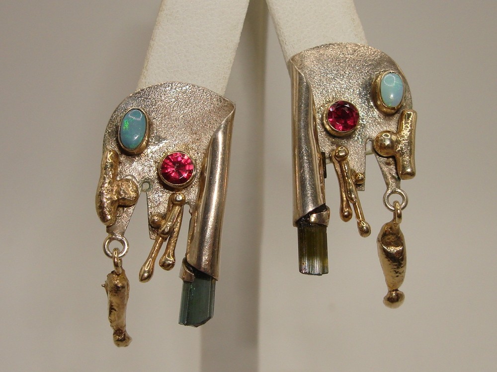 VINTAGE ARTISAN CRAFTED MODERNIST TOURMALINE & OPAL STERLING & GOLD EARRINGS!