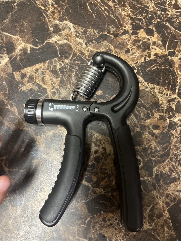 Hand Grip Strength Power Trainer Gripper Strengthener Adjustable Gym Exerciser