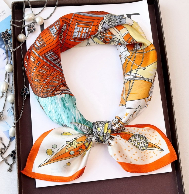 100% Pure Mulberry Silk Cruise Party White Printed Square Scarf Shawl 68x68cm for Elegant Style