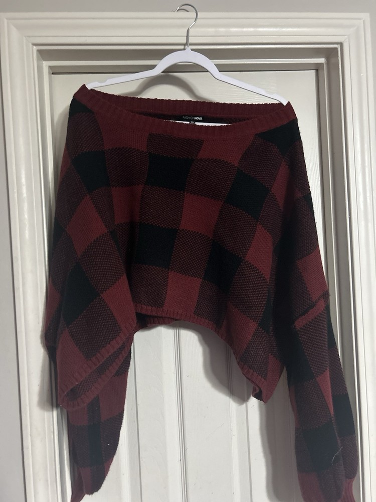 Red And Black Knitted Crop Sweater
