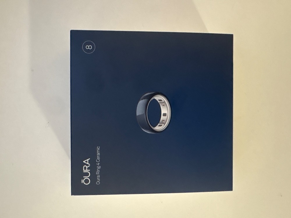 Oura Ring Gen 4 Health Fitness Smart Ring Ceramic Midnight Size 8 Brand New