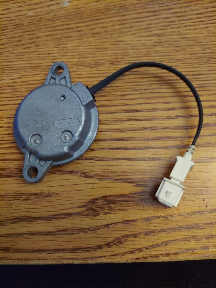 FAE Open Box Camshaft Position Sensor 1998 Volvo S70