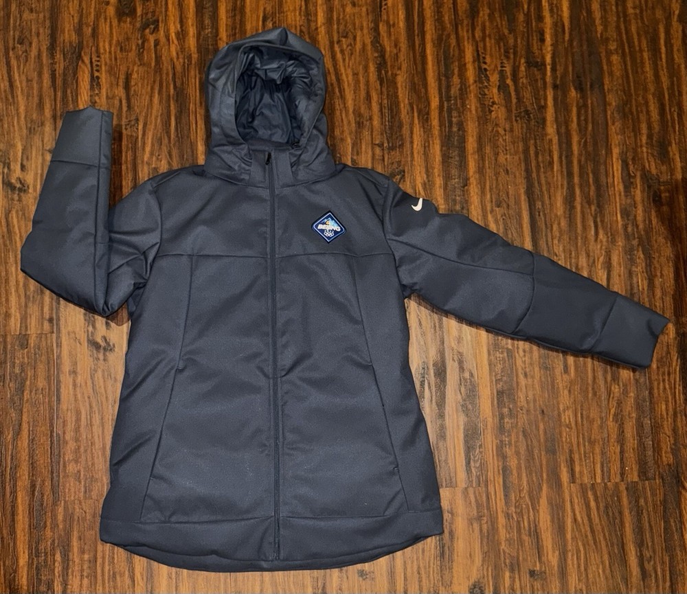Nike Beijing 2022 Winter Olympics Down Puffer Jacket 550 Size L (DJ1177-437)