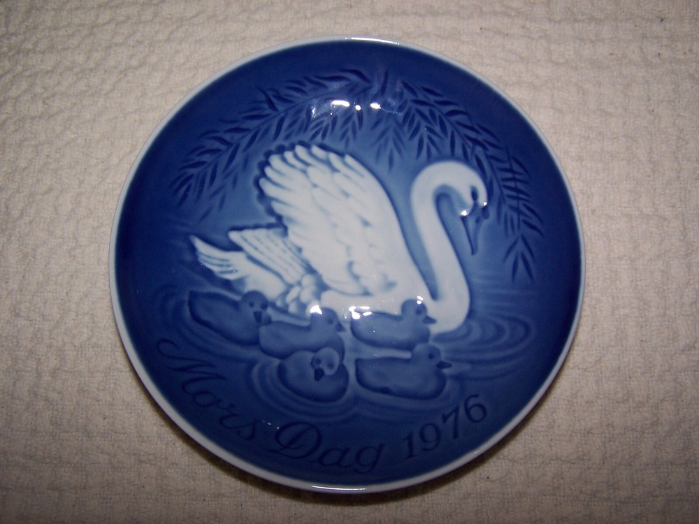 1976 B&G Copenhagen Swan & Babies Mothers Day 6