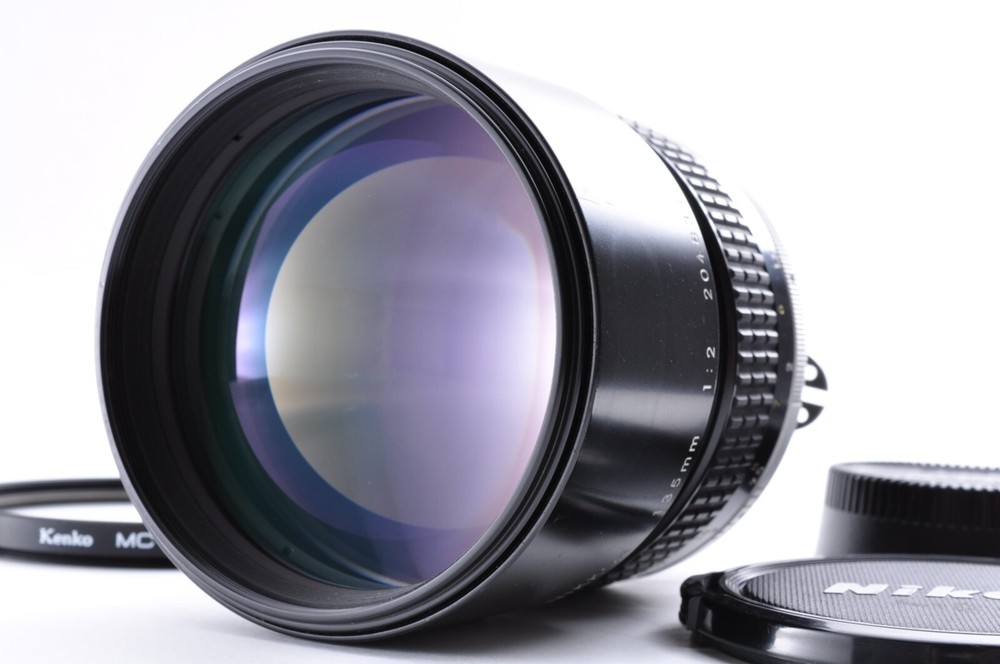 Nikon AIS Nikkor 135mm f/2 Manual Focus Telephoto Prime Lens Near Mint #204