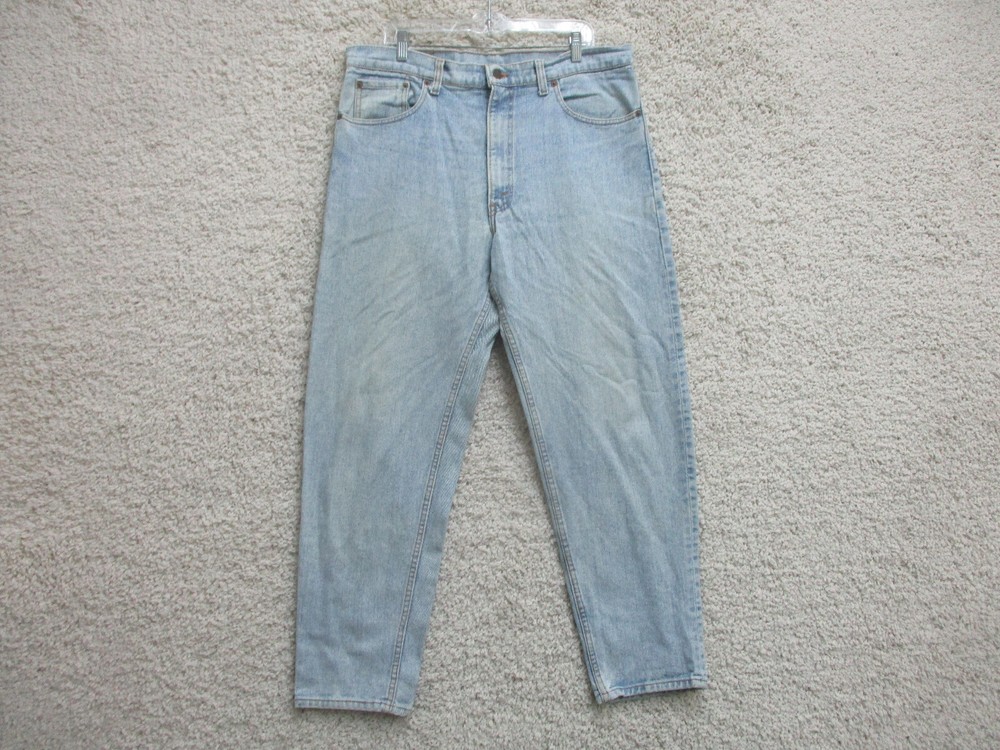 VINTAGE Levis 550 Jeans 38x30 Mens Blue Denim Relaxed Tapered Light Wash 90s USA