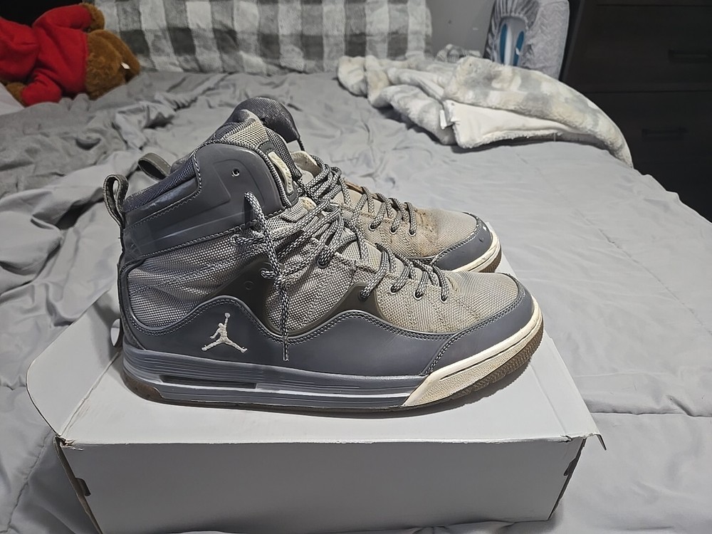 Oldschool Jordans Flight Tr 97 (Size 12)