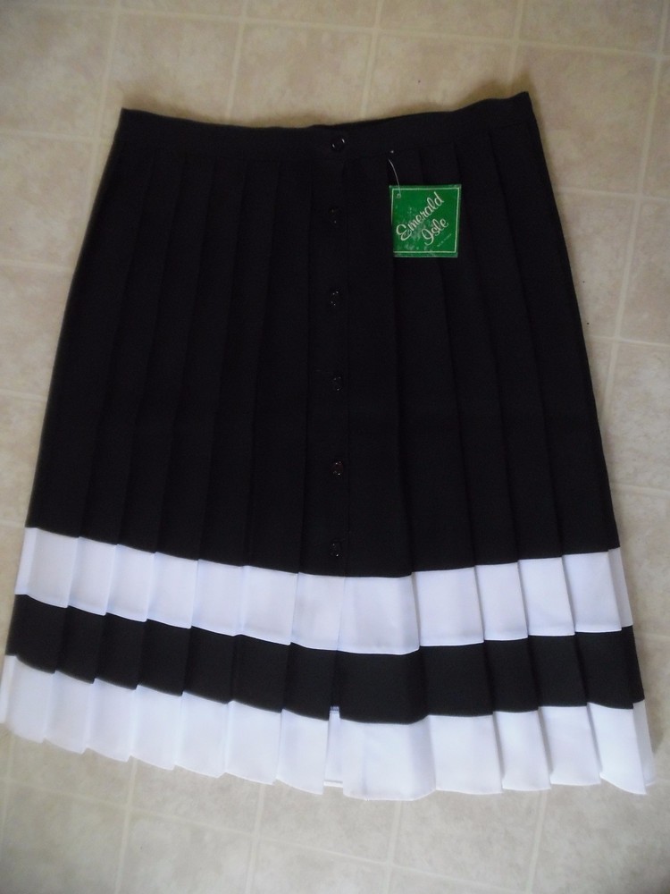 Emerald Asle New York Womens Size 36 Black White Pleated Skirt