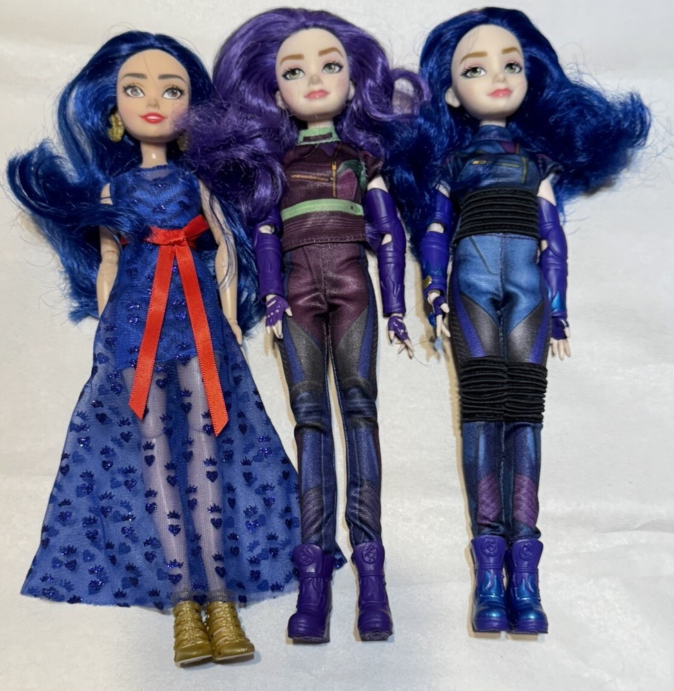 Disney Descendants Set Of 3 Dolls Mal Evie
