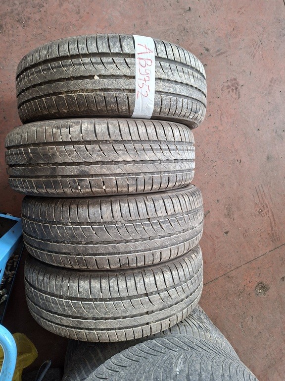 Tyres No. 4 195 55 R16 87H Pirelli 1824 Summer 80 E 70%