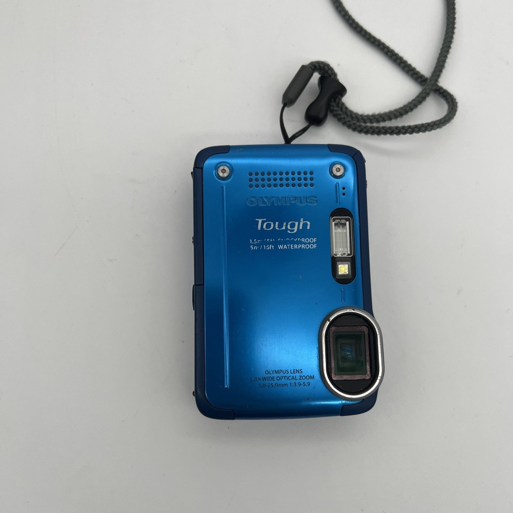 Olympus Stylus TG-630 Waterproof Shockproof Digital Camera for Parts or Repair  