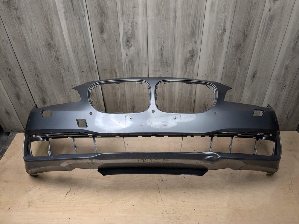 *DENT* 13-15 OEM BMW F01 F02 740 750 Front Bumper Cover Grey A52