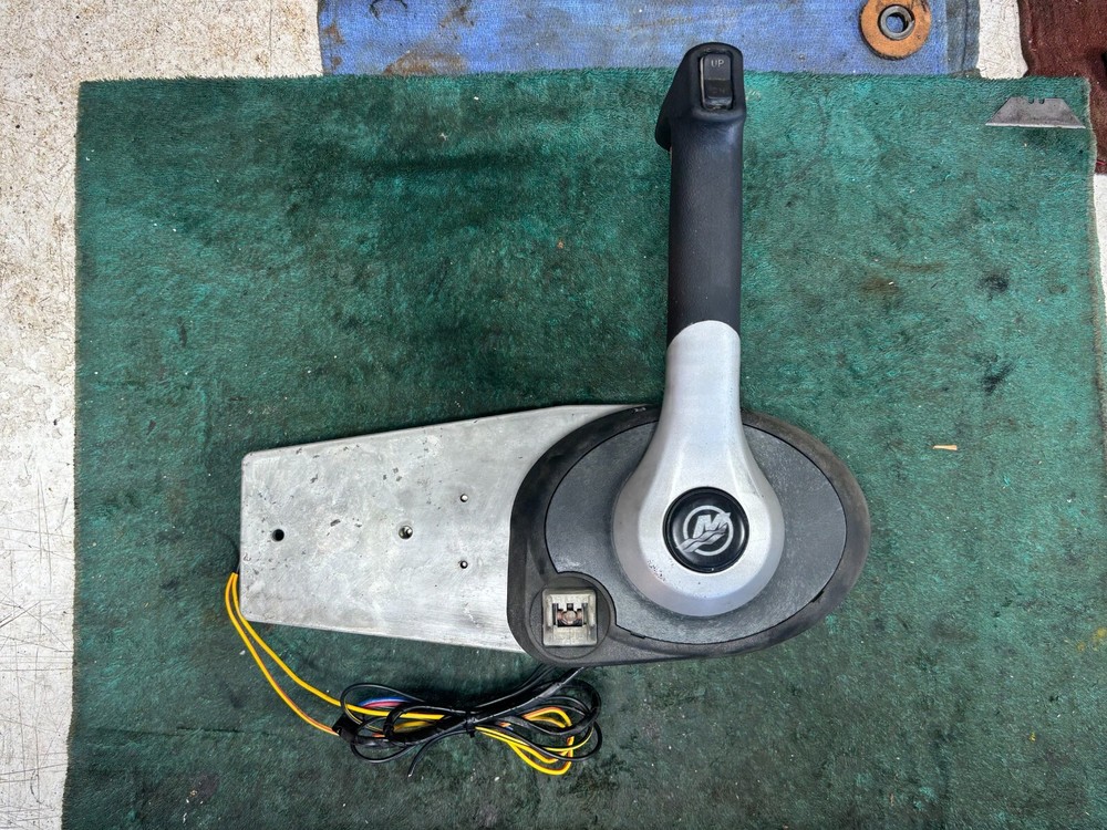 883710A01 Mercury/Mercruiser Port Side Shifter/Throttle Control Assembly (USED)
