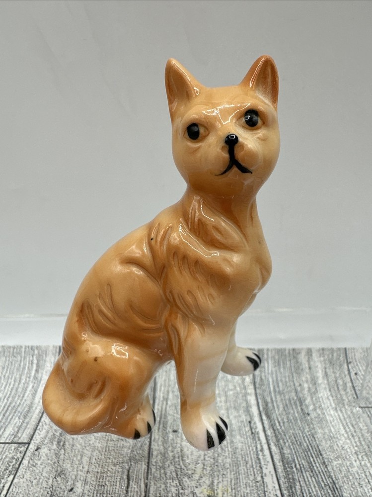 Porcelain Ginger Cat Collectible Figurine Sitting 4