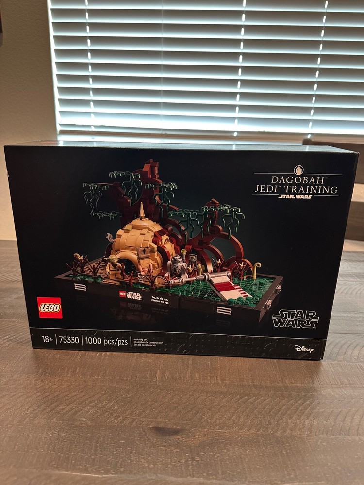 Retired Sealed LEGO set #75330 Star Wars Dagobah Jedi Training Diorama