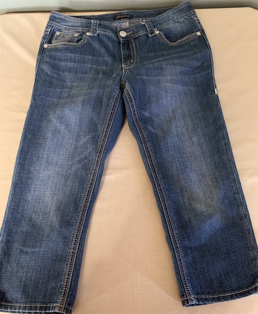 Women's Blue Stretch Denim Capris - Size 14 by Seven Med