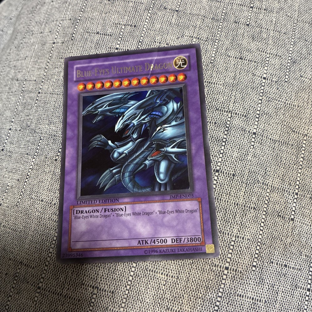 Blue-Eyes Ultimate Dragon JMP-EN005 Ultra Rare Limited Edition Near Mint
