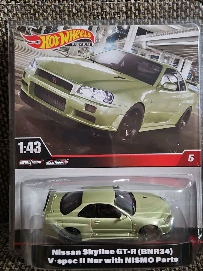 Hot Wheels Nissan Skyline GT-R BNR34 V•spec Nur w/NISMO Parts 2024 1:43 New