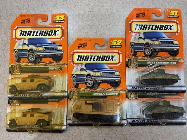Matchbox  Lot of  5 Military 2000 CHASE VEHICLES Tank- Humvee- Missile Launcher