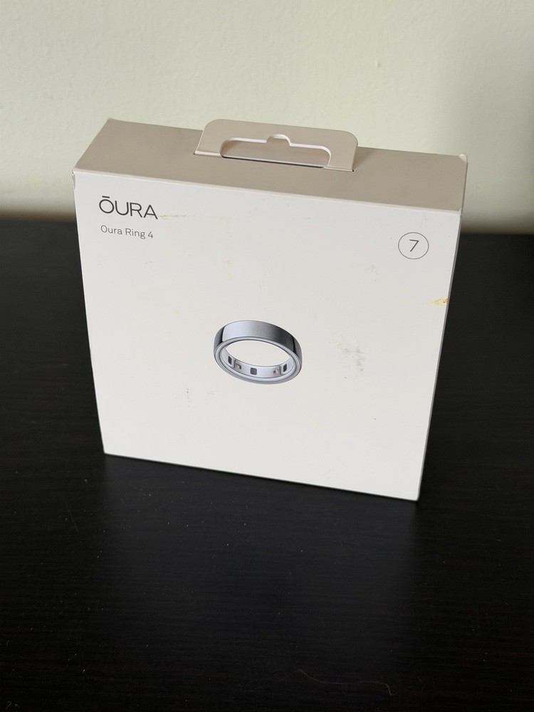 NEW (OPEN BOX) Oura ring gen 4 -size 7 - Silver
