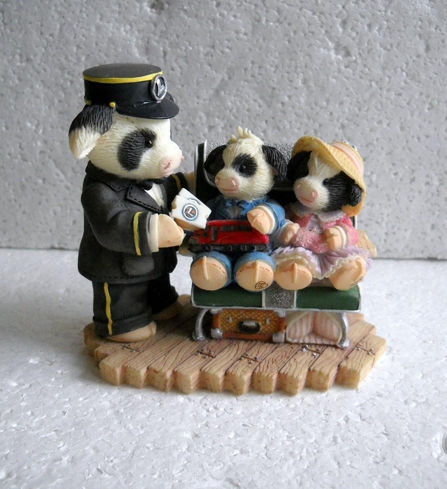 MARY's MOO MOOs Cow Figurine 