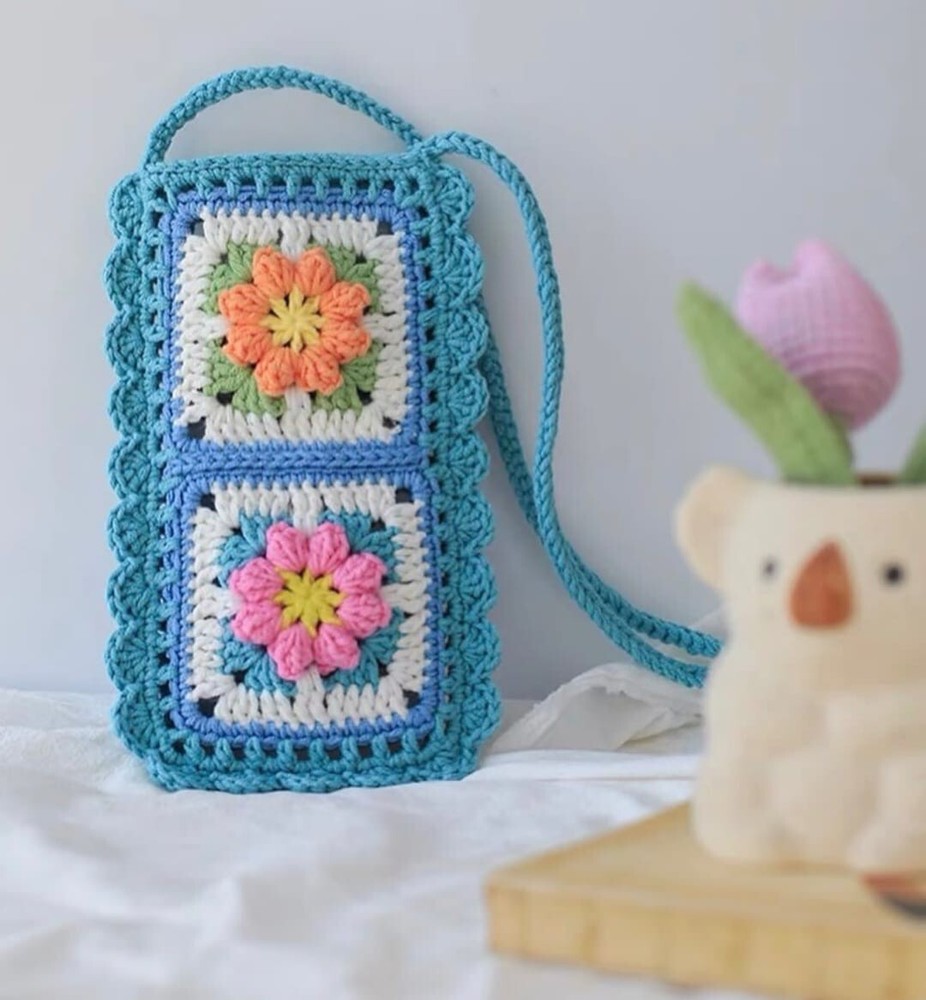 Crochet Handbag for Back to School Stylish and Functional-image