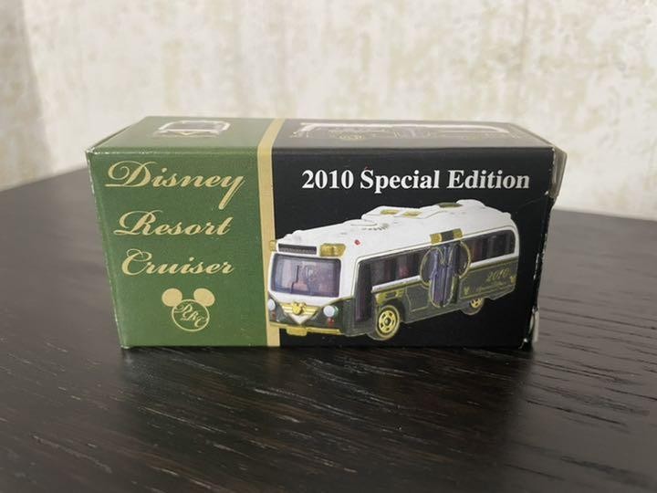 Tomica Special Edition 2010 Resort Cruiser TDL Mickey Mouse Collaboration