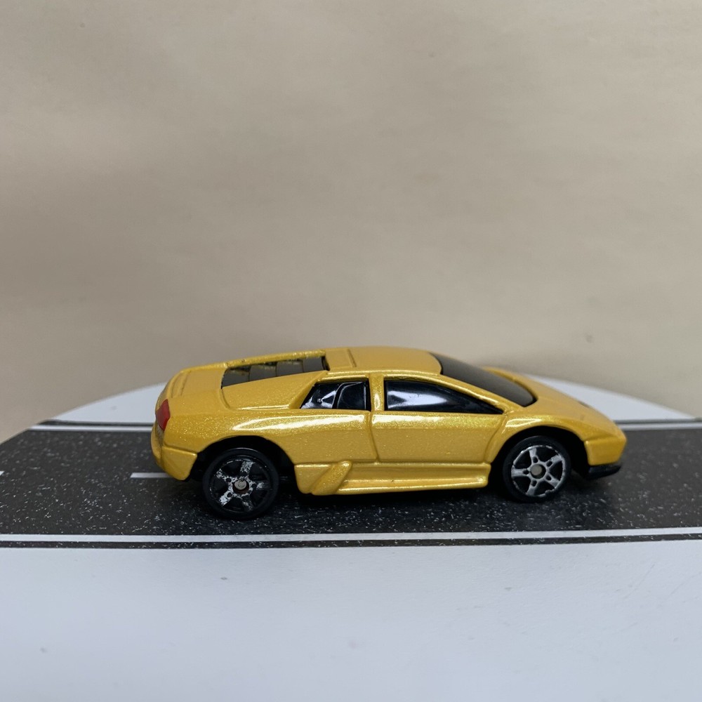 Maisto Fresh Metal Lamborghini Murcielago Coupe Yellow Mtflk w/5-Spoke Wheels