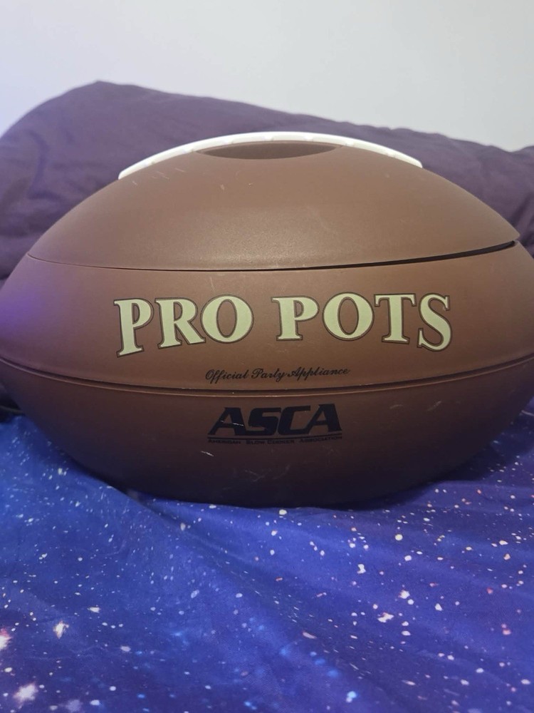 Pro Sport Football Shaped Crock Pot Slow Cooker Warmer Tailgating Party 1.5 Qt