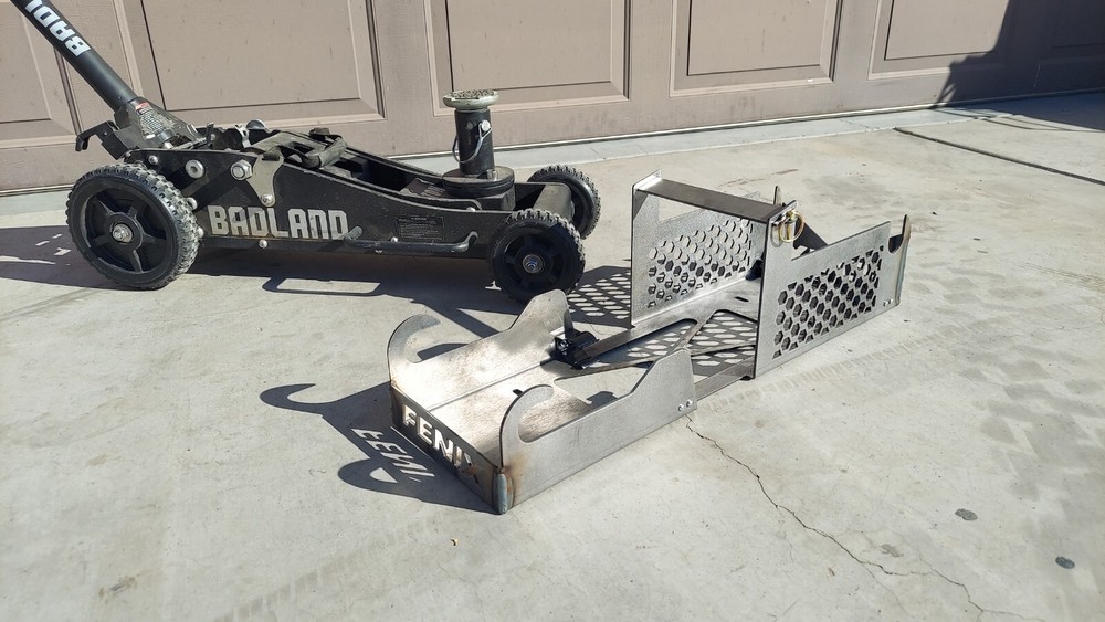 Offroad Jack Holder for Harbor Freight 3 Ton Badlands Jack