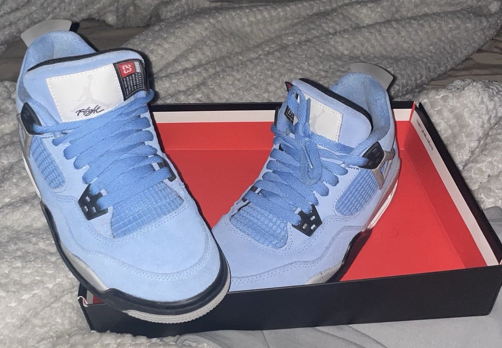 Air Jordan 4 Retro Size 5.5Y University Blue GS Has The for 3 Years Pre Owned